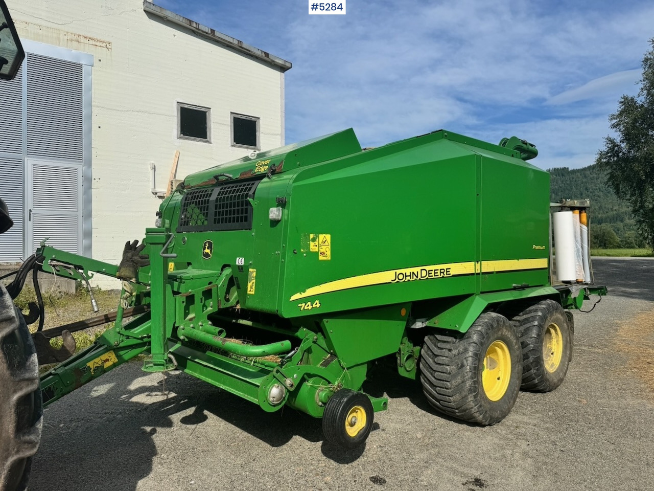 2012 John Deere 744 Combi baler. - Hay and forage equipment: picture 3 2012 John Deere 744 Combi baler. - Hay and forage equipment: picture 3