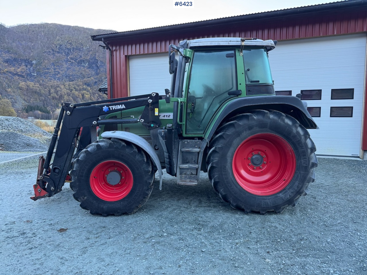 2013 Fendt 412 Vario TMS w/ front loader and plow plate. New engine! - Farm tractor: picture 1 2013 Fendt 412 Vario TMS w/ front loader and plow plate. New engine! - Farm tractor: picture 1