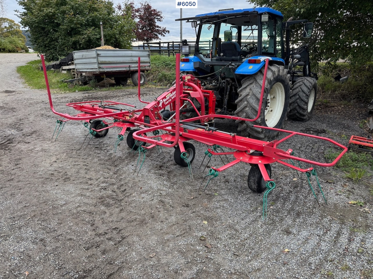 2014 Kverneland Taarup 8452 Spreader harrow. - Hay and forage equipment: picture 2 2014 Kverneland Taarup 8452 Spreader harrow. - Hay and forage equipment: picture 2