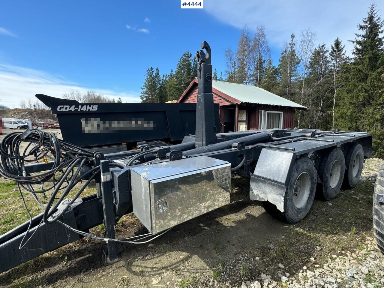 Leasing of 2015 Fliegl hook trailer 2015 Fliegl hook trailer: picture 17 Leasing of 2015 Fliegl hook trailer 2015 Fliegl hook trailer: picture 17