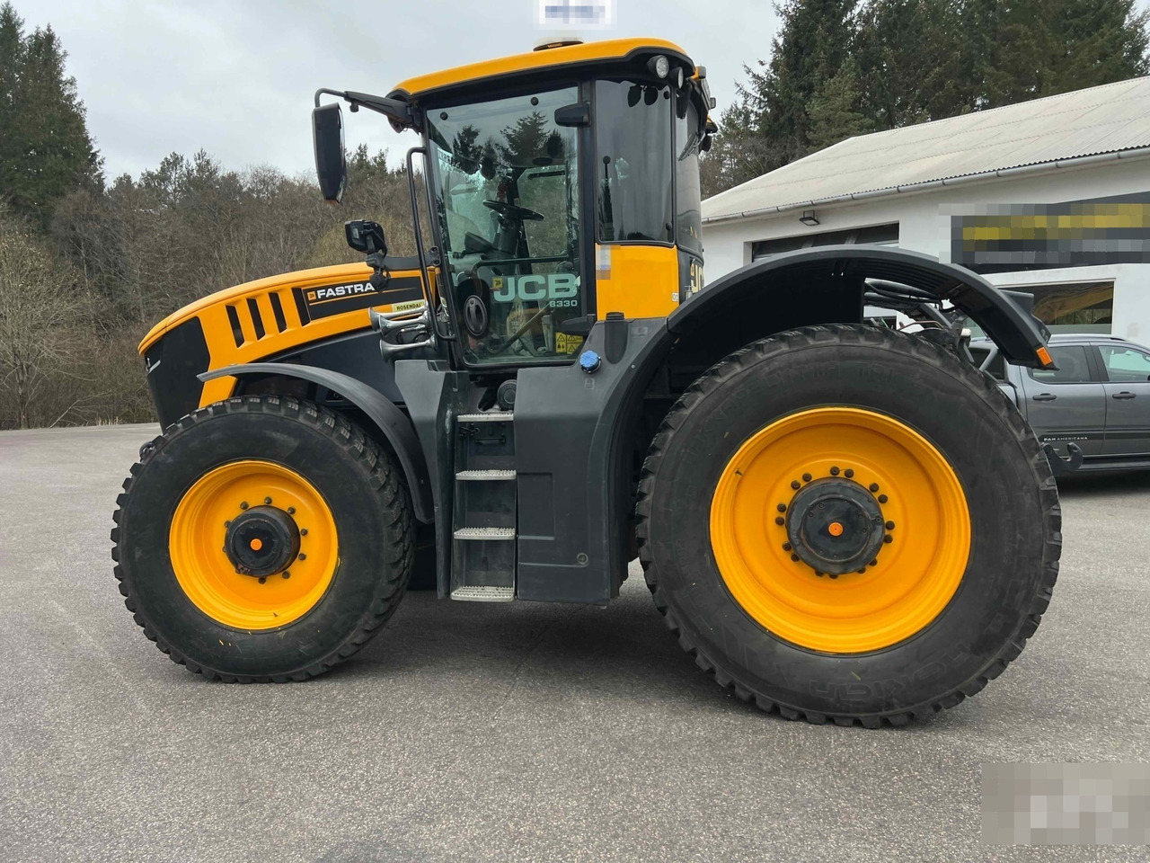 2018 JCB Fastrac 8330 - Farm tractor: picture 5 2018 JCB Fastrac 8330 - Farm tractor: picture 5