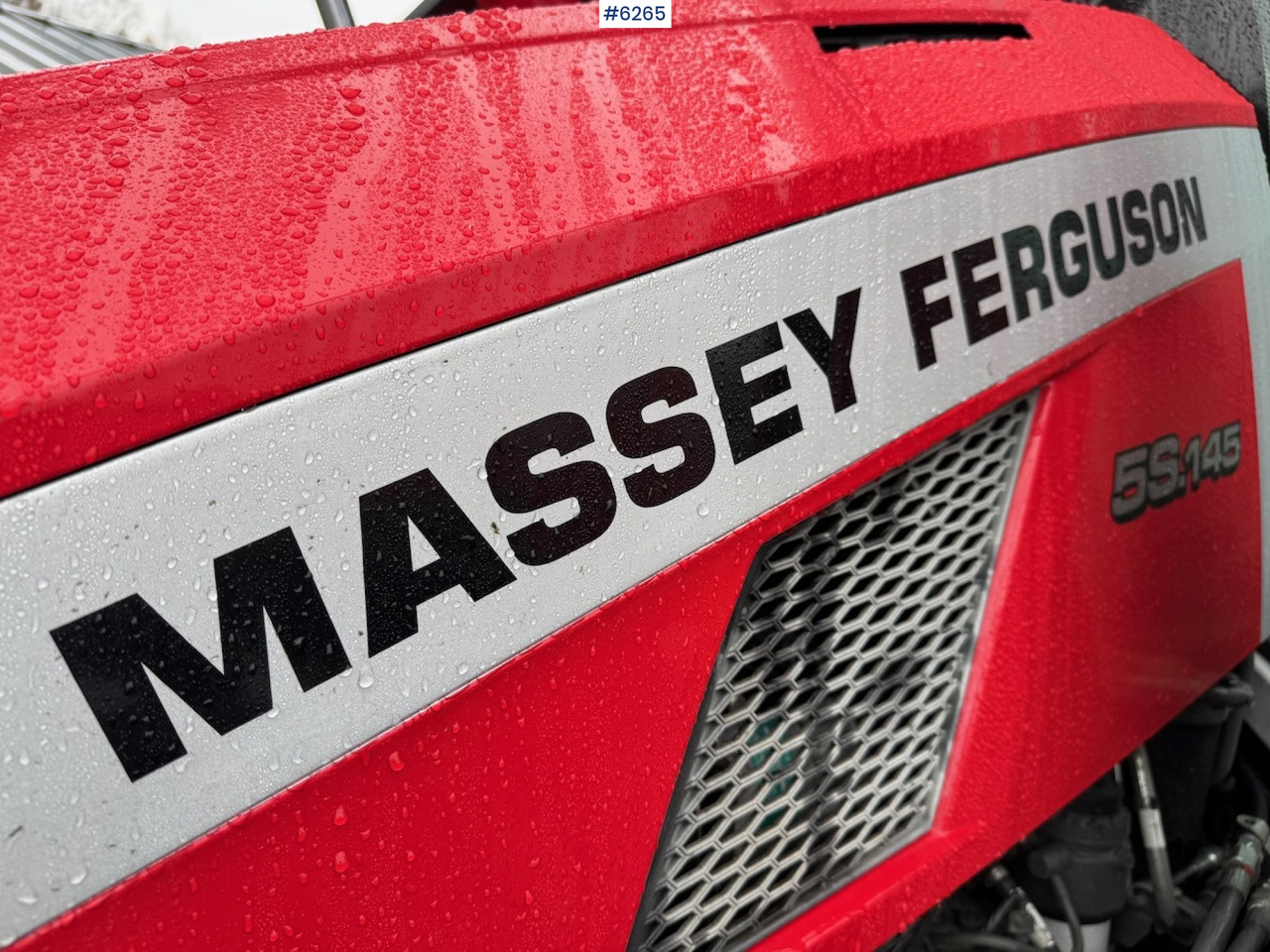 Farm tractor 2021 Massey Ferguson 5S 145 Exclusive Dyna 6 w/ front loader, front hydraulics and front PTO.: picture 15 Farm tractor 2021 Massey Ferguson 5S 145 Exclusive Dyna 6 w/ front loader, front hydraulics and front PTO.: picture 15