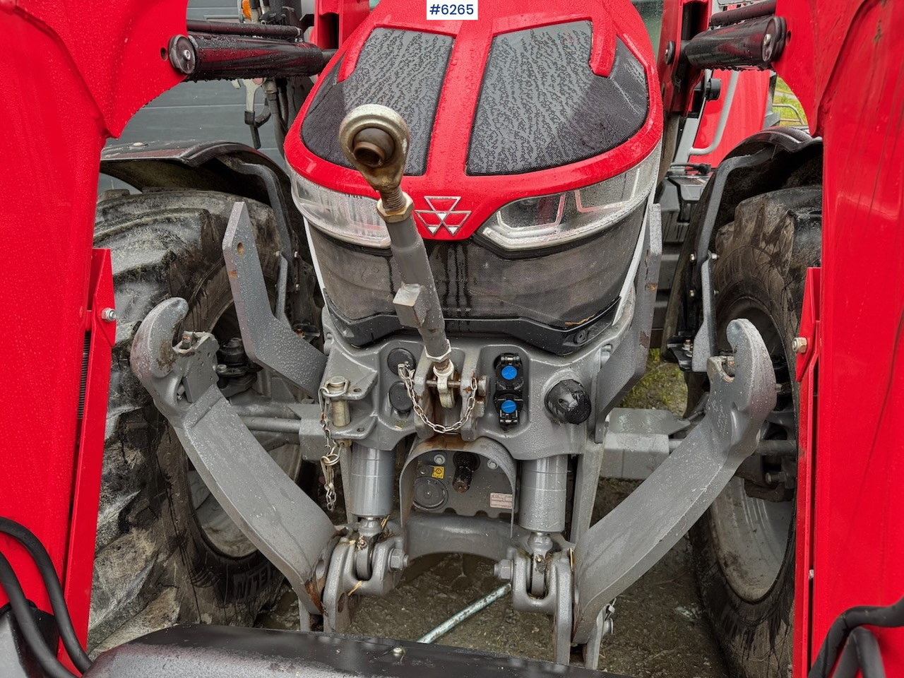 Farm tractor 2021 Massey Ferguson 5S 145 Exclusive Dyna 6 w/ front loader, front hydraulics and front PTO.: picture 13 Farm tractor 2021 Massey Ferguson 5S 145 Exclusive Dyna 6 w/ front loader, front hydraulics and front PTO.: picture 13