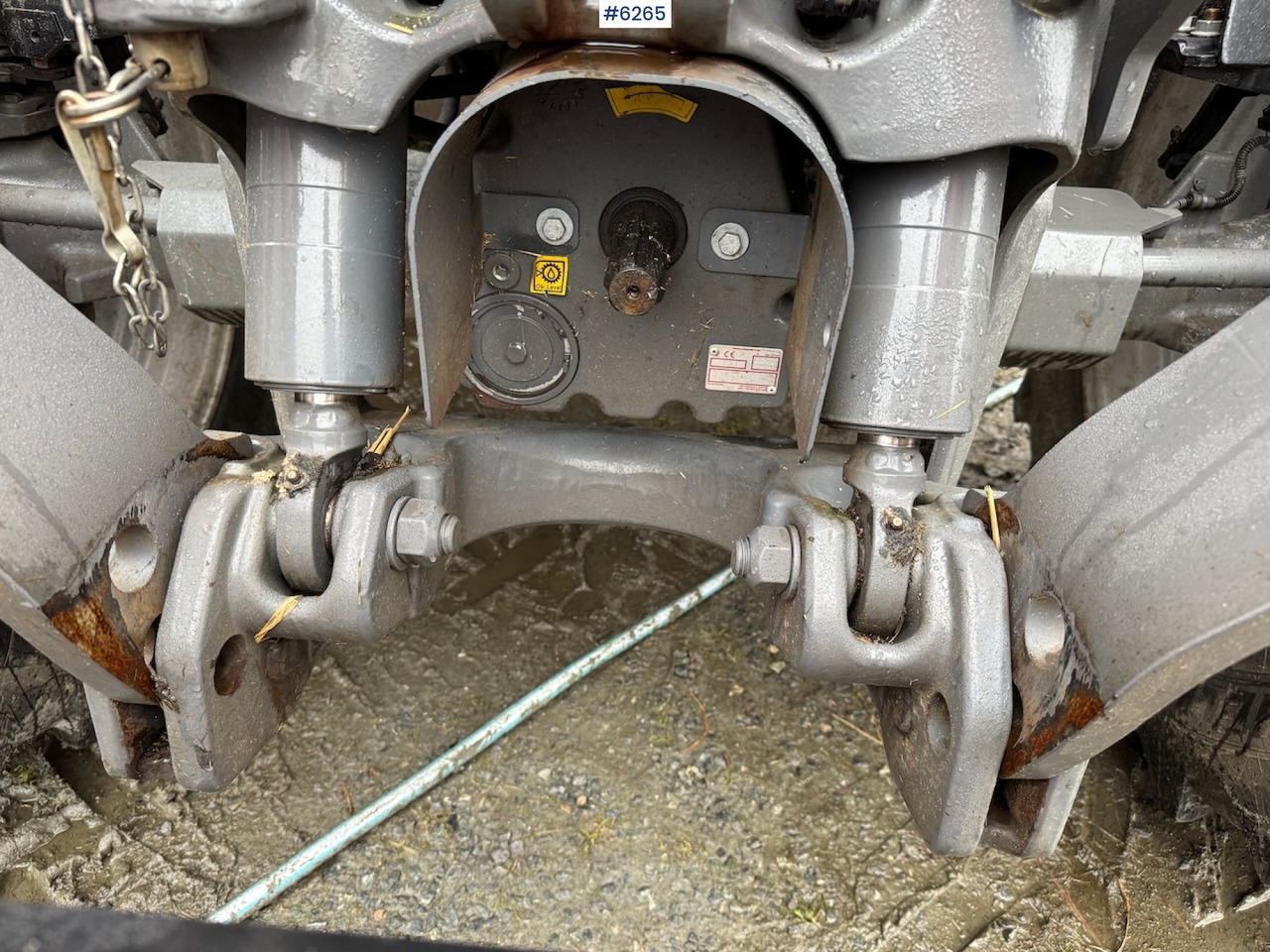 Farm tractor 2021 Massey Ferguson 5S 145 Exclusive Dyna 6 w/ front loader, front hydraulics and front PTO.: picture 20 Farm tractor 2021 Massey Ferguson 5S 145 Exclusive Dyna 6 w/ front loader, front hydraulics and front PTO.: picture 20