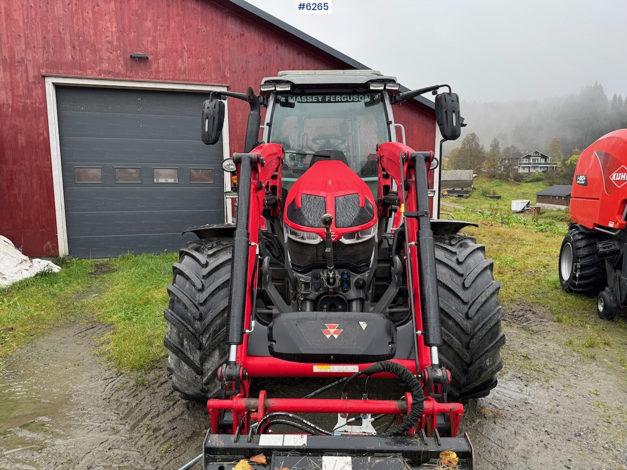 Farm tractor 2021 Massey Ferguson 5S 145 Exclusive Dyna 6 w/ front loader, front hydraulics and front PTO.: picture 6 Farm tractor 2021 Massey Ferguson 5S 145 Exclusive Dyna 6 w/ front loader, front hydraulics and front PTO.: picture 6