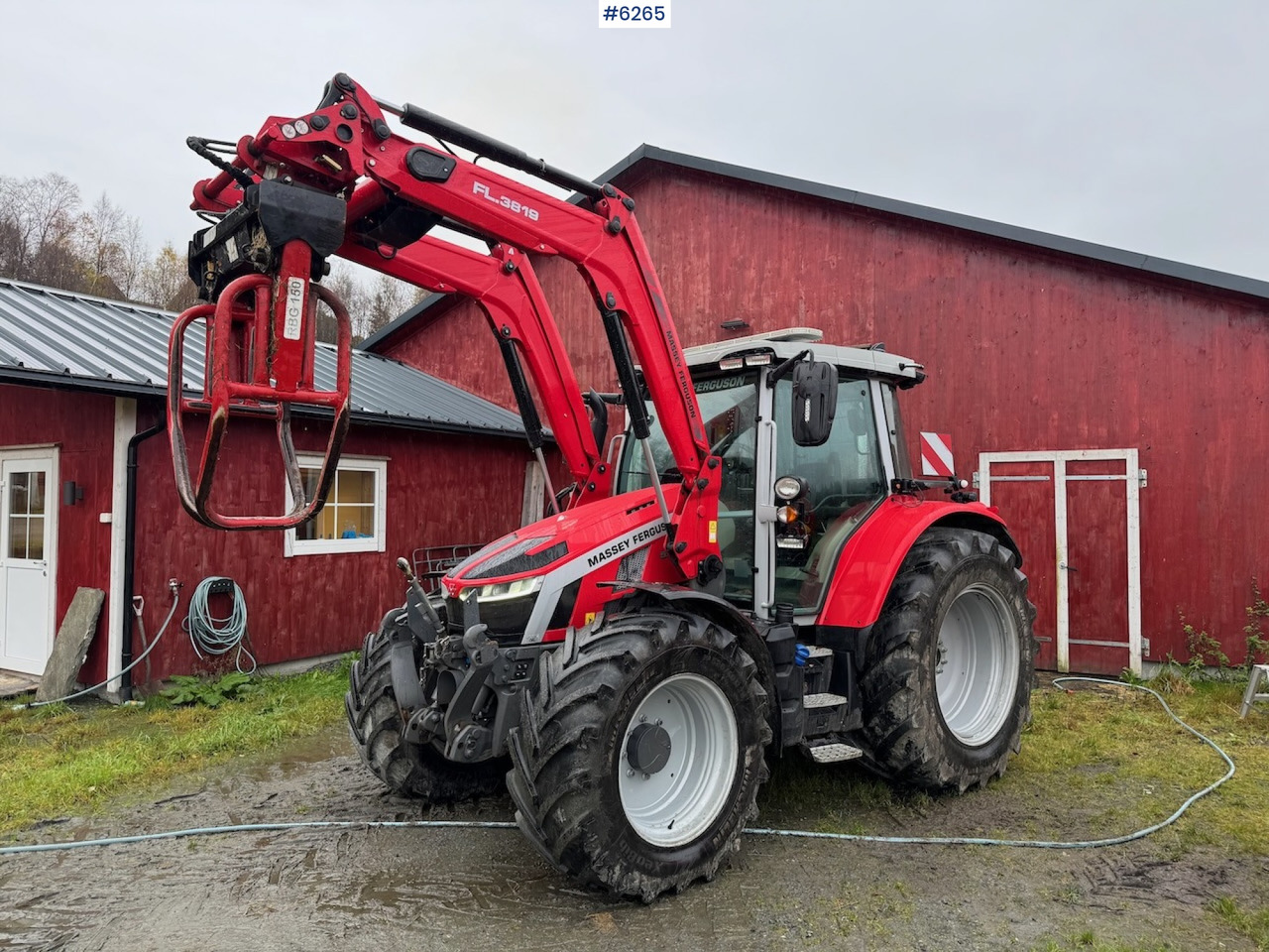 Farm tractor 2021 Massey Ferguson 5S 145 Exclusive Dyna 6 w/ front loader, front hydraulics and front PTO.: picture 14 Farm tractor 2021 Massey Ferguson 5S 145 Exclusive Dyna 6 w/ front loader, front hydraulics and front PTO.: picture 14