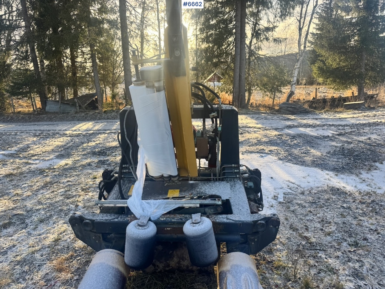 Approx. 2006 Tanco 1510 Round Bale Wrapper. - Hay and forage equipment: picture 4 Approx. 2006 Tanco 1510 Round Bale Wrapper. - Hay and forage equipment: picture 4