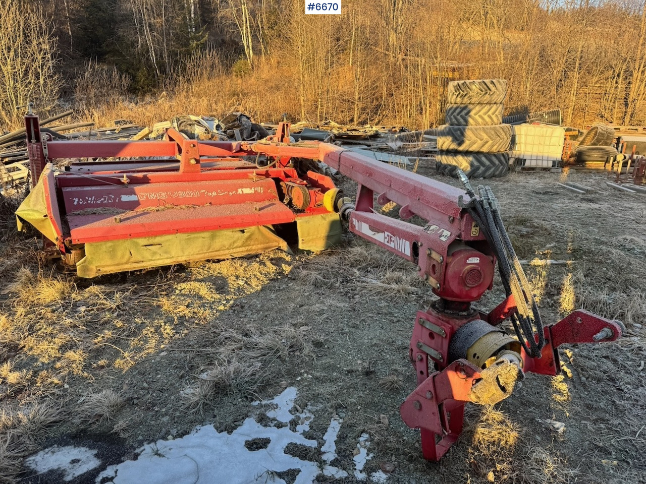 Circa 2003 JF CMS2800 mower. - Mower: picture 1 Circa 2003 JF CMS2800 mower. - Mower: picture 1