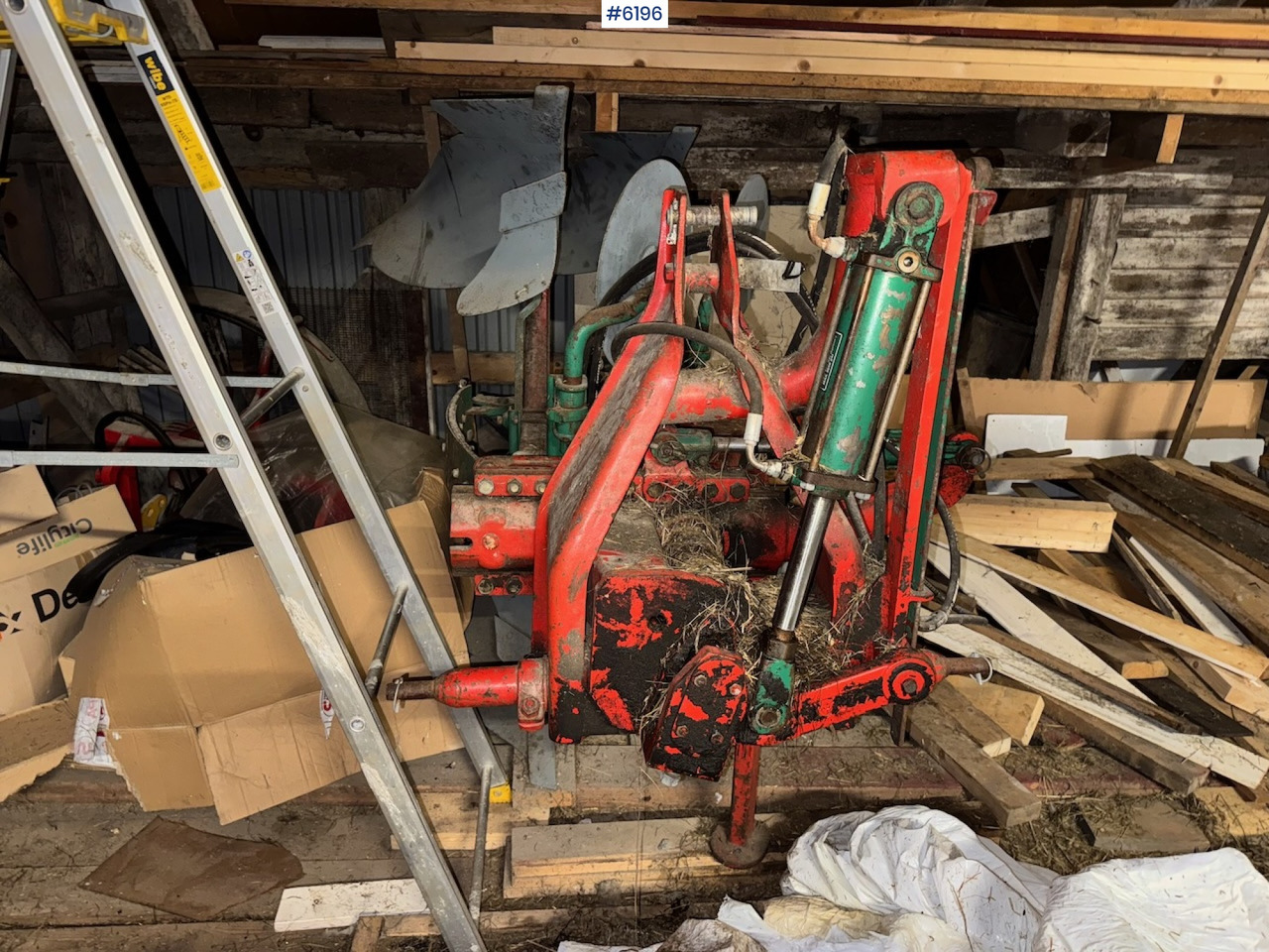 Kverneland Mod. E 3 2-furrow reversible plough. - Soil tillage equipment: picture 2 Kverneland Mod. E 3 2-furrow reversible plough. - Soil tillage equipment: picture 2