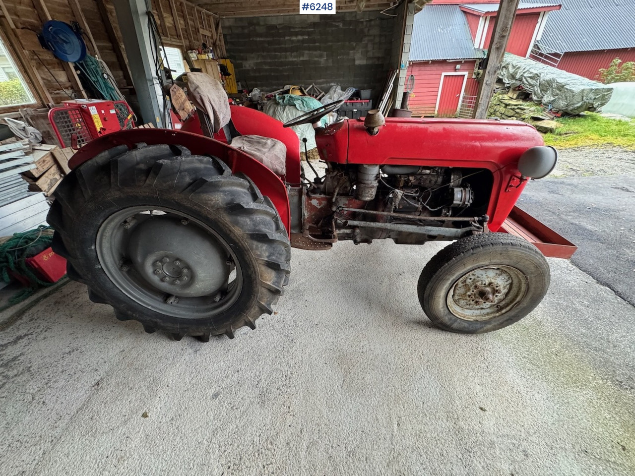 Massey Ferguson 35. - Farm tractor: picture 4 Massey Ferguson 35. - Farm tractor: picture 4