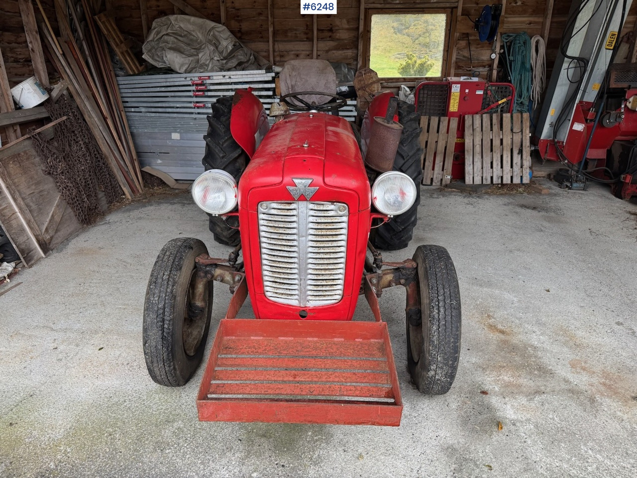 Massey Ferguson 35. - Farm tractor: picture 3 Massey Ferguson 35. - Farm tractor: picture 3