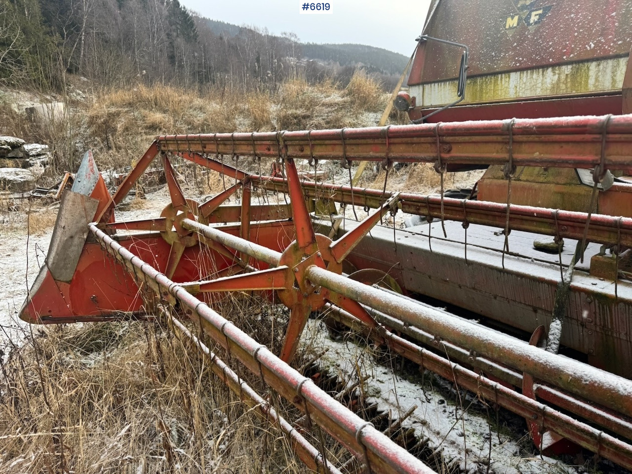 Combine harvester Massey Ferguson 487 Combine Harvester.: picture 20