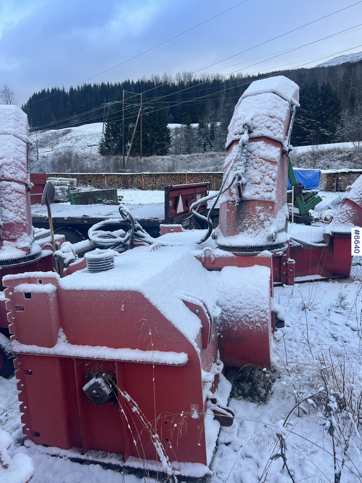 Globus snow blower for tractor - Municipal/ Special vehicle: picture 5 Globus snow blower for tractor - Municipal/ Special vehicle: picture 5