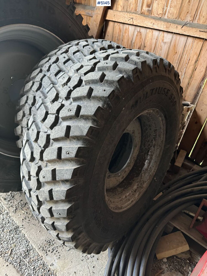 Tractor tire - Wheel and tire package: picture 5 Tractor tire - Wheel and tire package: picture 5