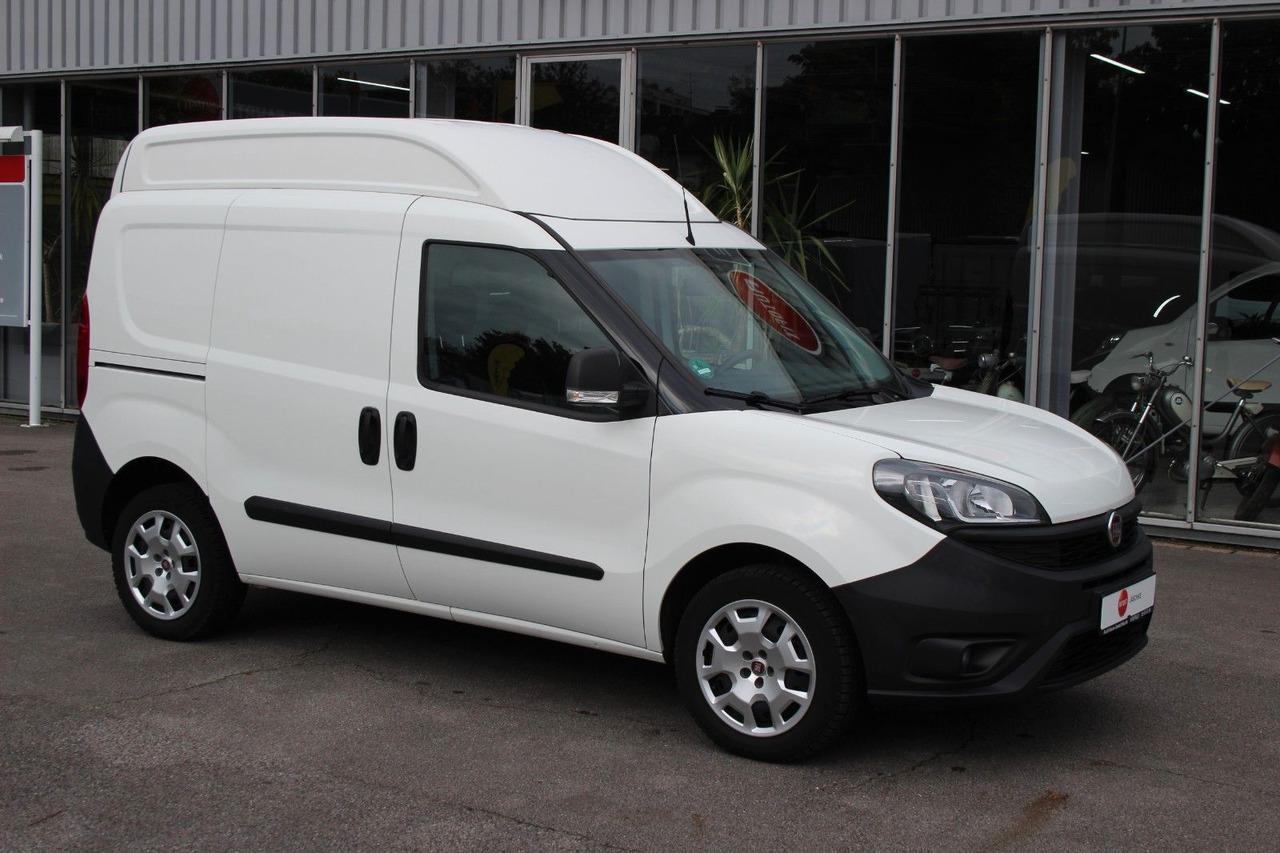 Fiat Doblo Kasten SX Klima Hochdach 51tKM 1.Hand - People carrier: picture 2 Fiat Doblo Kasten SX Klima Hochdach 51tKM 1.Hand - People carrier: picture 2