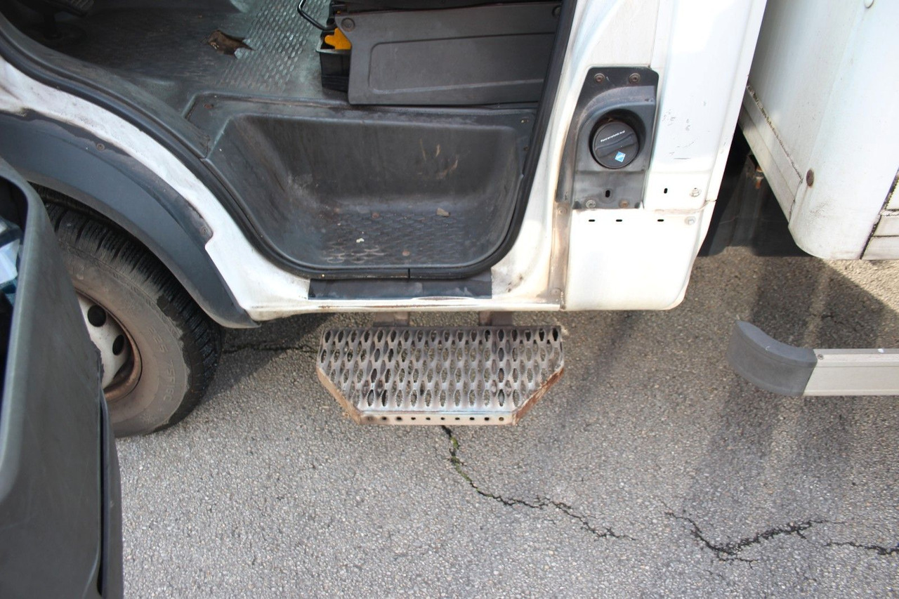 Iveco Daily 70C17 Koffer - Closed box van: picture 5 Iveco Daily 70C17 Koffer - Closed box van: picture 5