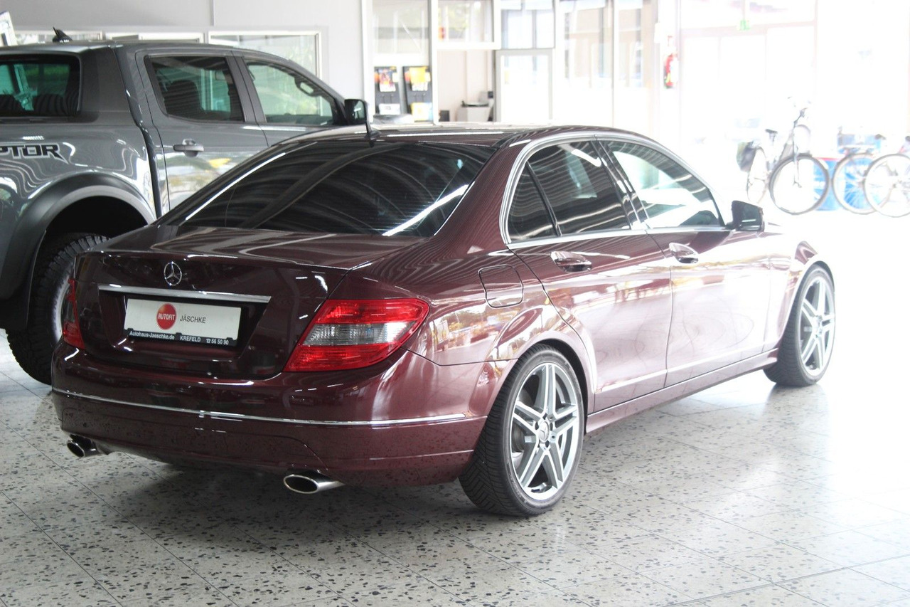 Mercedes-Benz C 230 Avantgarde Automatik sehr gepflegt! 130tKM - Saloon car: picture 2 Mercedes-Benz C 230 Avantgarde Automatik sehr gepflegt! 130tKM - Saloon car: picture 2