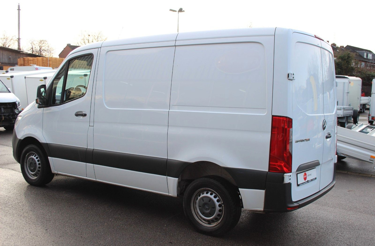 Mercedes-Benz Sprinter Worker 214 CDI 1.Hd sehr GEPFLEGT - People carrier: picture 4 Mercedes-Benz Sprinter Worker 214 CDI 1.Hd sehr GEPFLEGT - People carrier: picture 4