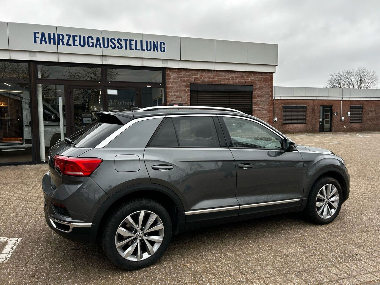 Volkswagen T-Roc Style - SUV: picture 2 Volkswagen T-Roc Style - SUV: picture 2