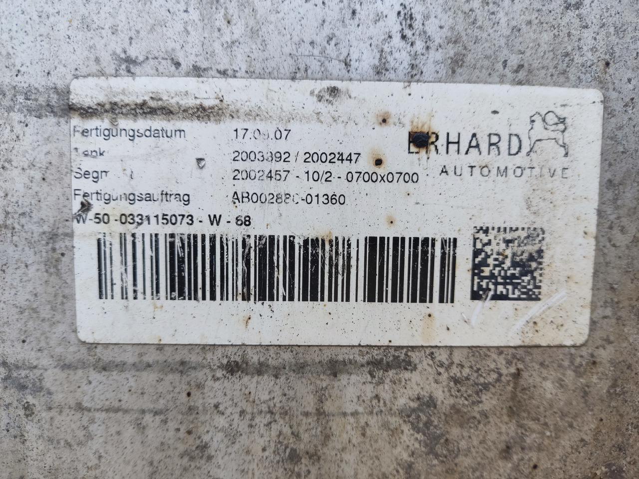 MAN TGA TGX fuel tank 910L - Fuel tank: picture 4 MAN TGA TGX fuel tank 910L - Fuel tank: picture 4