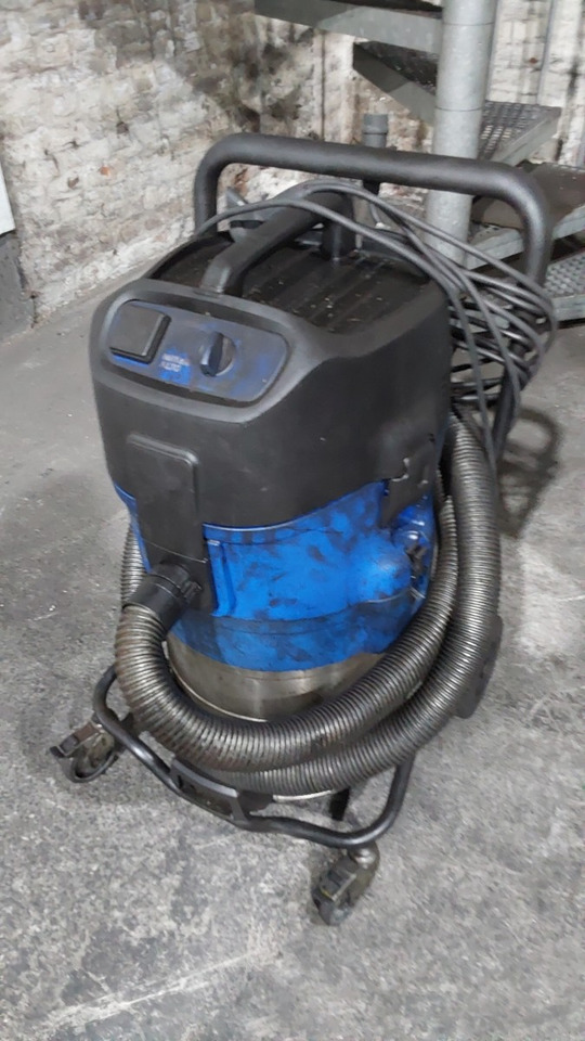 NILFISK ALTO Alto - Industrial vacuum cleaner: picture 3 NILFISK ALTO Alto - Industrial vacuum cleaner: picture 3
