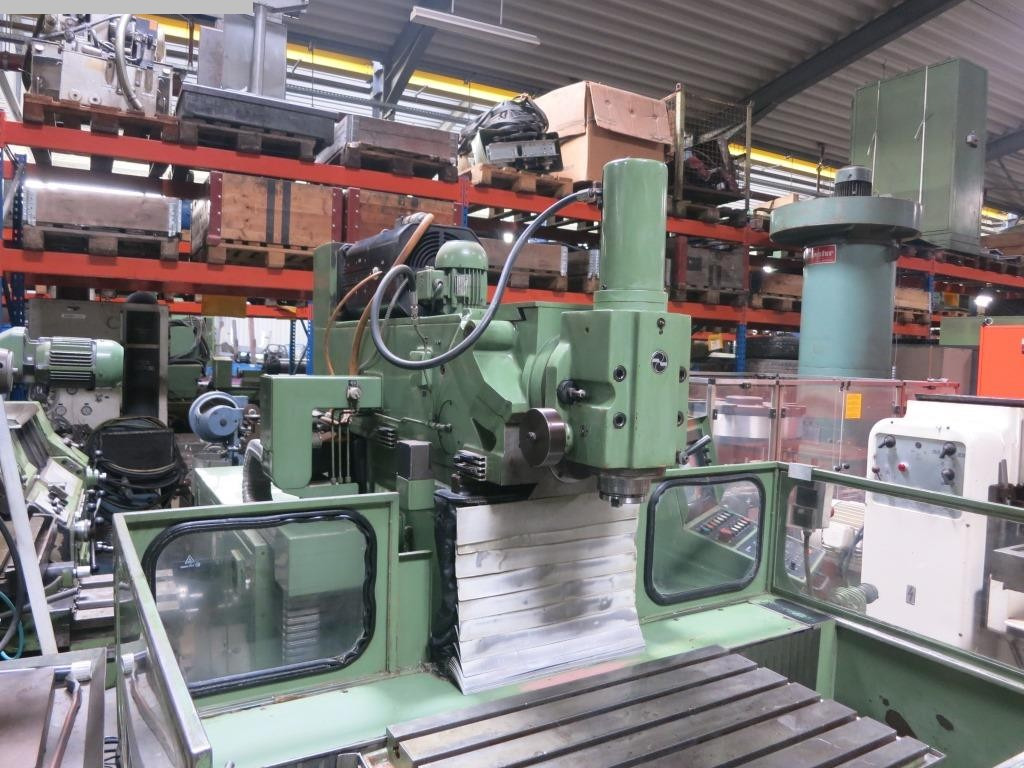 PRVOMAJSKA M 400 - Milling machine: picture 5 PRVOMAJSKA M 400 - Milling machine: picture 5
