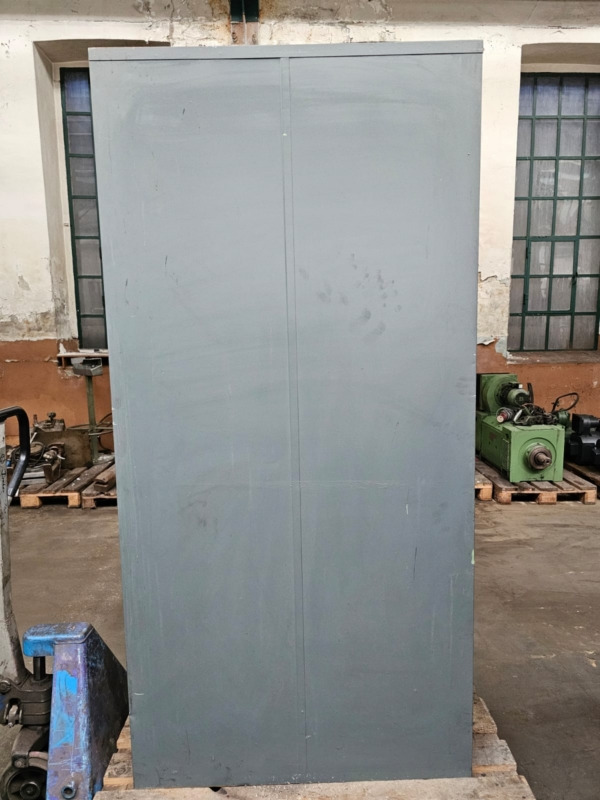 Rolladenschrank fuer SK 50 - Garage equipment: picture 4 Rolladenschrank fuer SK 50 - Garage equipment: picture 4