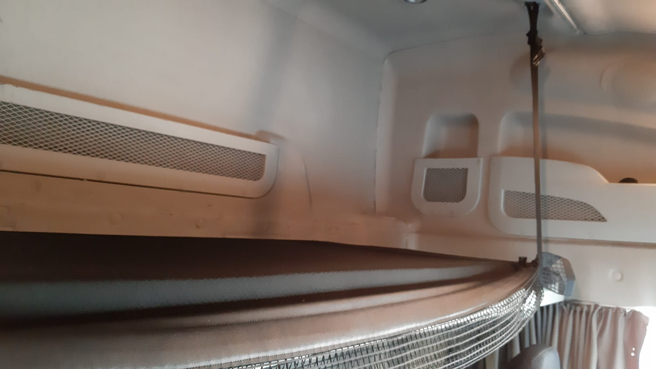 Tractor unit IVECO IVECO STRALIS 510 Hi-Way AS 440STX/P Euro VI z salonu Italia: picture 15 Tractor unit IVECO IVECO STRALIS 510 Hi-Way AS 440STX/P Euro VI z salonu Italia: picture 15