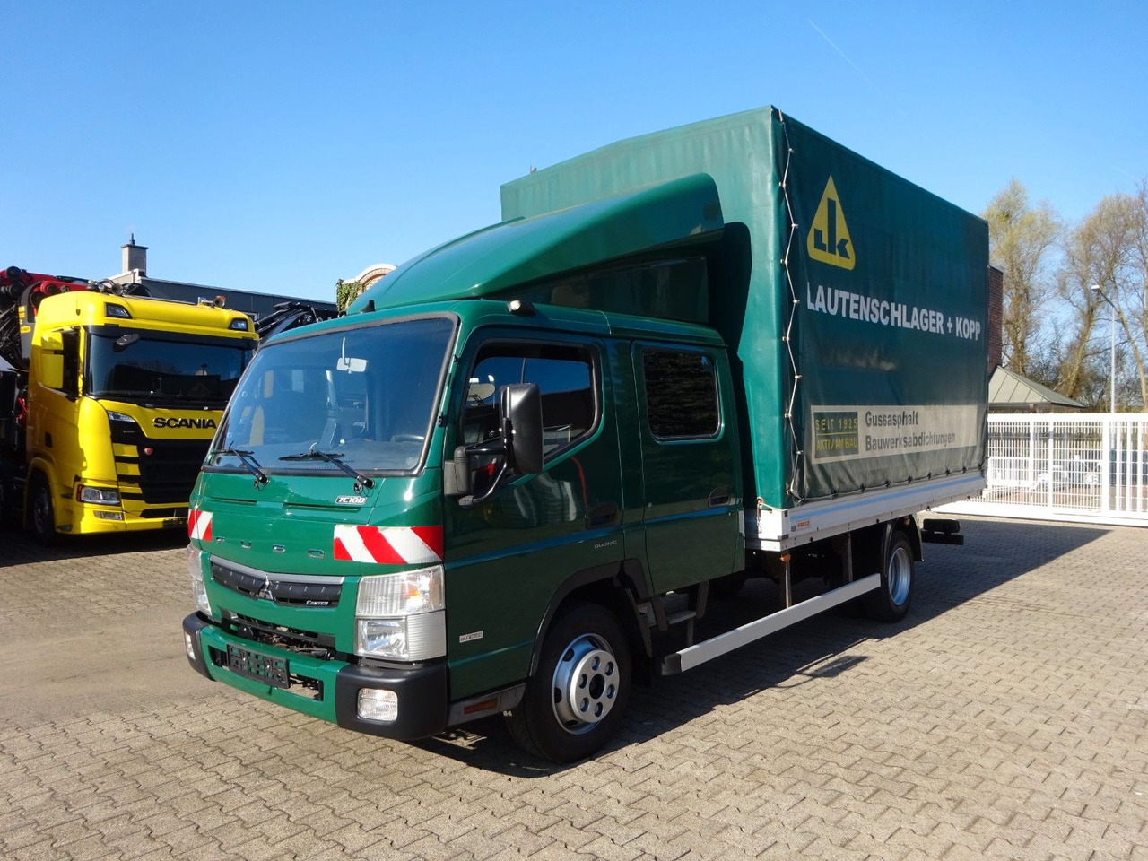 FUSO 7C180D Canter mit Doppelkabine 4x2 - Curtain side van, Crew cab van: picture 2 FUSO 7C180D Canter mit Doppelkabine 4x2 - Curtain side van, Crew cab van: picture 2