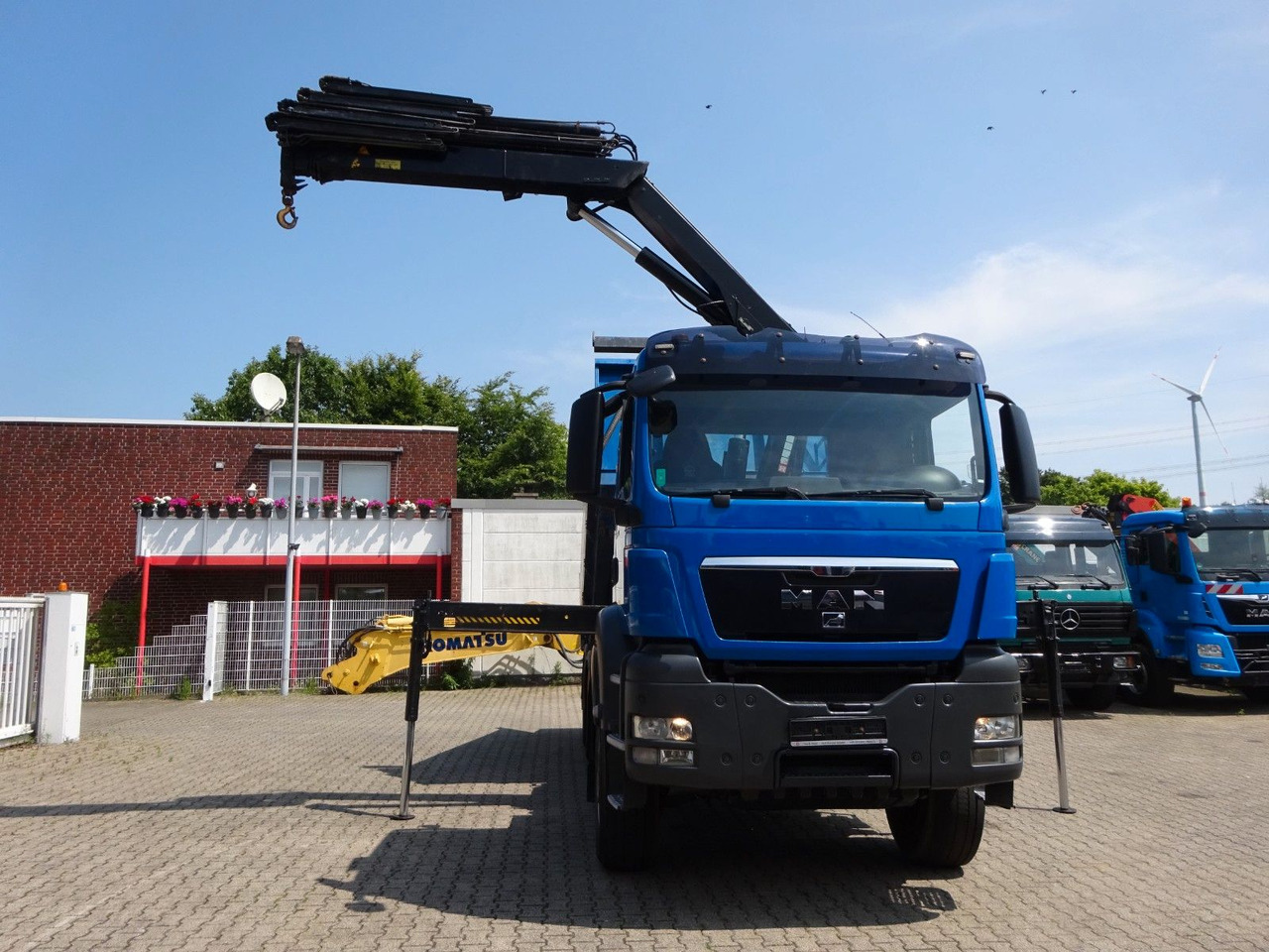 MAN 28.400 TGS 3Skipper+HIAB 166 E-4 HIPRPO 6x4-4 - Tipper, Crane truck: picture 5 MAN 28.400 TGS 3Skipper+HIAB 166 E-4 HIPRPO 6x4-4 - Tipper, Crane truck: picture 5