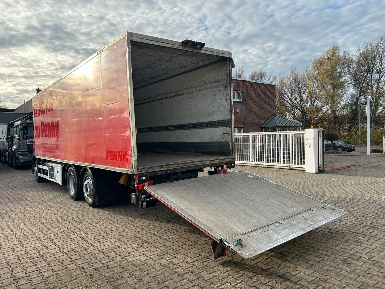 Mercedes-Benz 2636 Antos Kühlkoffer +BÄR LBW 3x im Bestand - Refrigerated truck: picture 5 Mercedes-Benz 2636 Antos Kühlkoffer +BÄR LBW 3x im Bestand - Refrigerated truck: picture 5