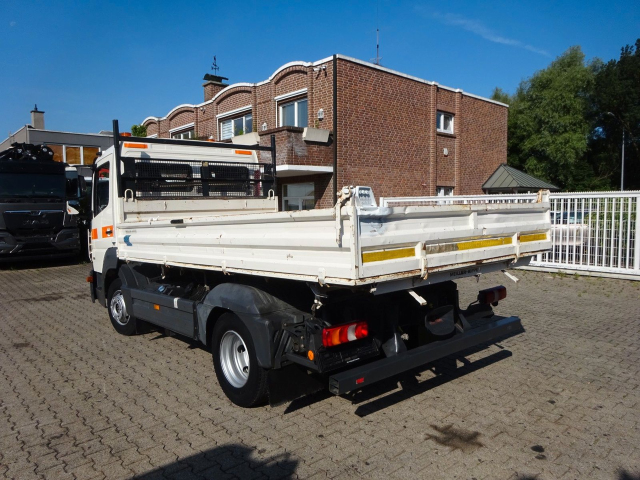 Mercedes-Benz 818 Atego MEILLER 3Skipper 4x2 - Tipper: picture 5 Mercedes-Benz 818 Atego MEILLER 3Skipper 4x2 - Tipper: picture 5