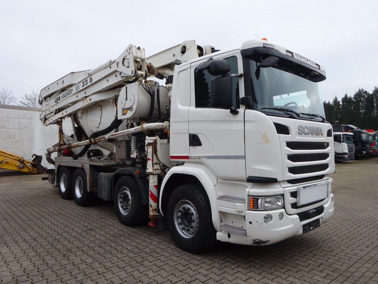 Scania PUMI CIFA 32 Meter  4 Knick. Scania PUMI CIFA 32 Meter  4 Knick. - Concrete pump truck: picture 1 Scania PUMI CIFA 32 Meter  4 Knick. Scania PUMI CIFA 32 Meter  4 Knick. - Concrete pump truck: picture 1