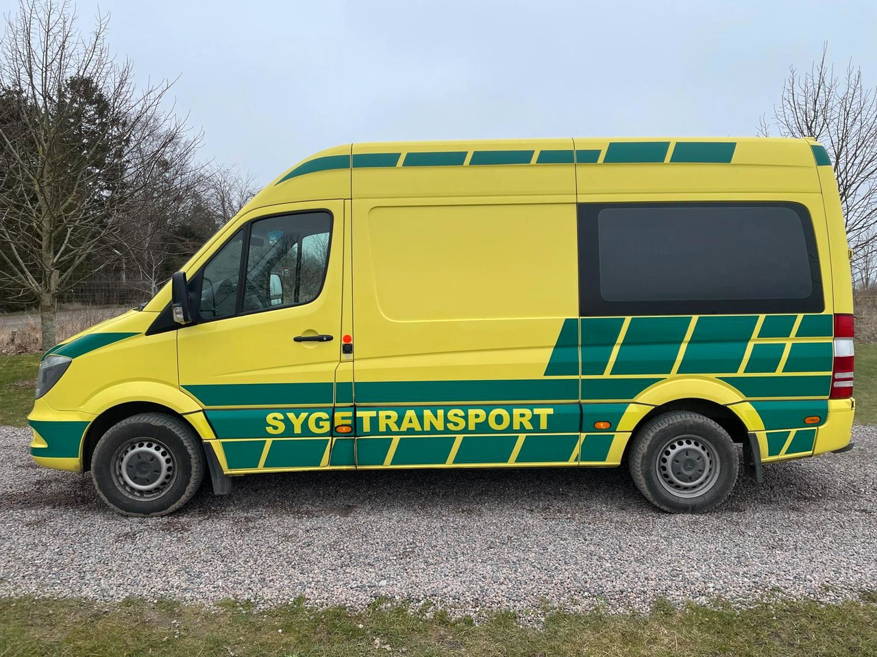 Mercedes-Benz Sprinter II Kasten 316 CDI Ambulance * - Ambulance: picture 2 Mercedes-Benz Sprinter II Kasten 316 CDI Ambulance * - Ambulance: picture 2