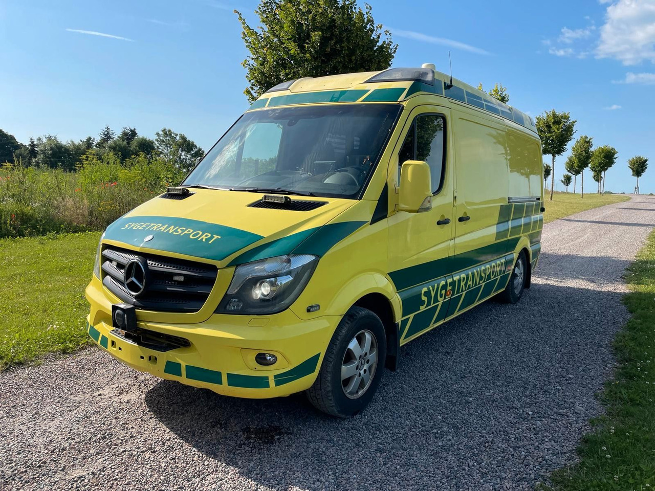 Mercedes-Benz Sprinter II Kasten 316 CDI Aut - Ambulance: picture 1 Mercedes-Benz Sprinter II Kasten 316 CDI Aut - Ambulance: picture 1