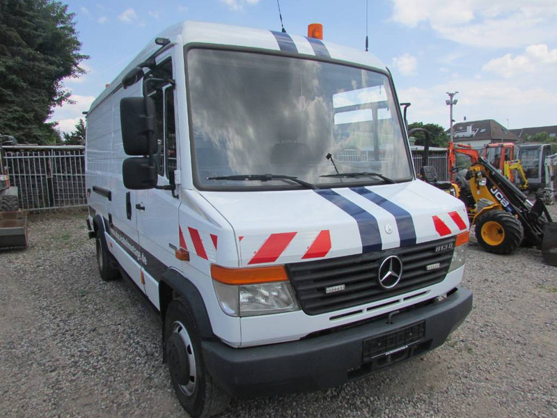 Mercedes-Benz 813 D Vario - Box truck: picture 2 Mercedes-Benz 813 D Vario - Box truck: picture 2