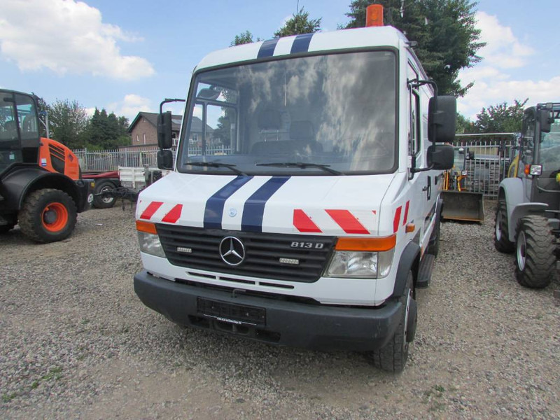 Mercedes-Benz 813 D Vario - Box truck: picture 1 Mercedes-Benz 813 D Vario - Box truck: picture 1