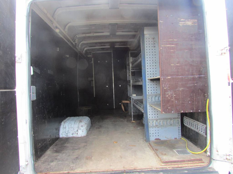 Mercedes-Benz 813 D Vario - Box truck: picture 5 Mercedes-Benz 813 D Vario - Box truck: picture 5