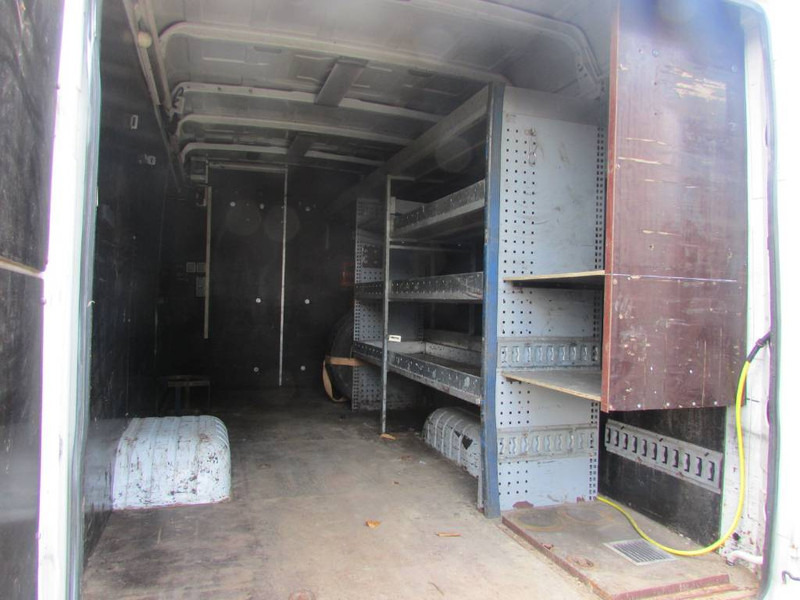Mercedes-Benz 813 D Vario - Box truck: picture 4 Mercedes-Benz 813 D Vario - Box truck: picture 4