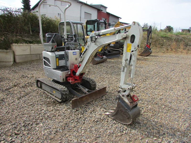 Takeuchi TB 210 R Minibagger 14.500 EUR - Mini excavator: picture 3 Takeuchi TB 210 R Minibagger 14.500 EUR - Mini excavator: picture 3