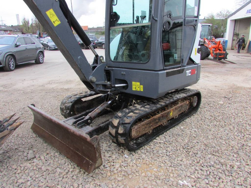 Terex TC 35-2 Minibagger 24.500 EUR Top Zustand - Mini excavator: picture 2 Terex TC 35-2 Minibagger 24.500 EUR Top Zustand - Mini excavator: picture 2