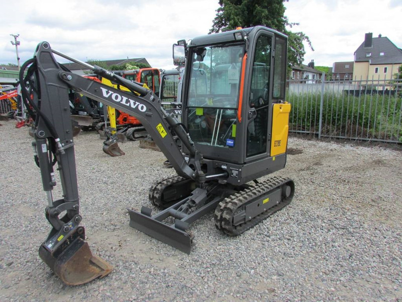 Volvo EC 18 E Minibagger 23.500 EUR - Mini excavator: picture 2 Volvo EC 18 E Minibagger 23.500 EUR - Mini excavator: picture 2