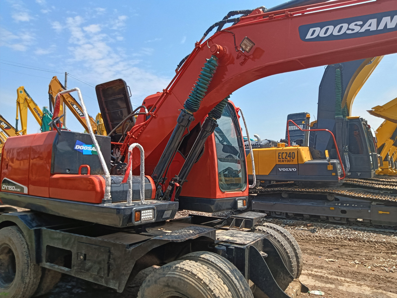 DOOSAN 150W - Wheel excavator: picture 3 DOOSAN 150W - Wheel excavator: picture 3