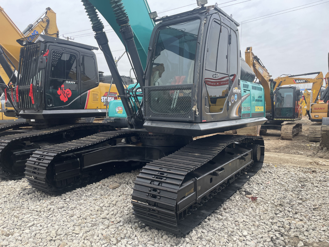 KOBELCO SK200-8 - Crawler excavator: picture 5 KOBELCO SK200-8 - Crawler excavator: picture 5