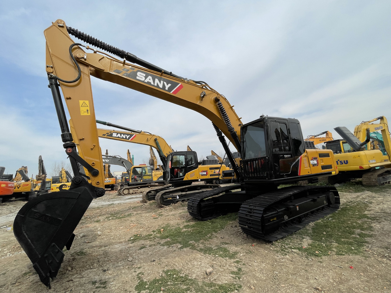 SANY SY215C - Crawler excavator: picture 3 SANY SY215C - Crawler excavator: picture 3