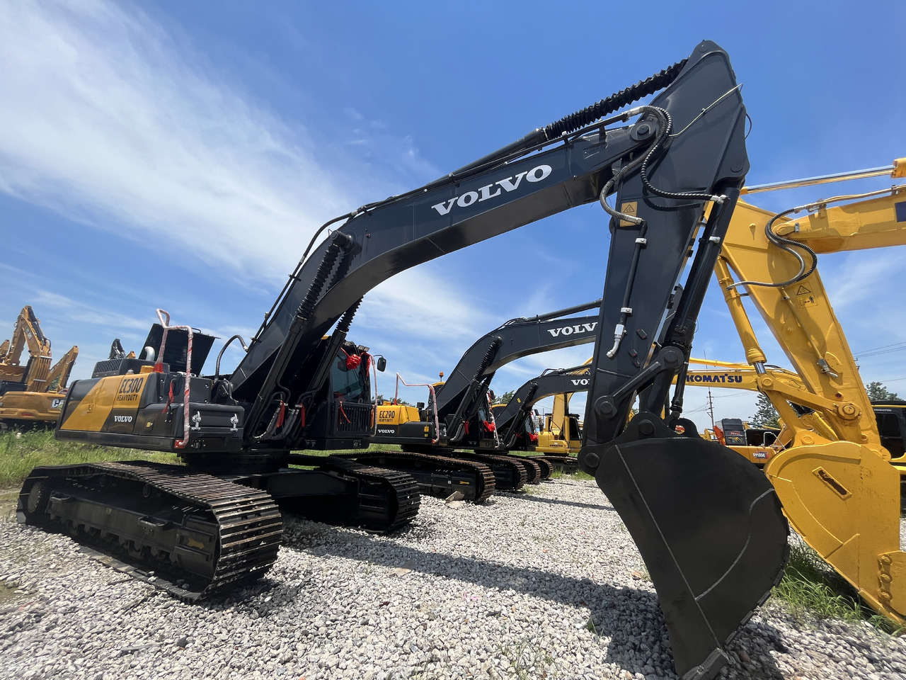 Volvo EC300DL - Crawler excavator: picture 2 Volvo EC300DL - Crawler excavator: picture 2
