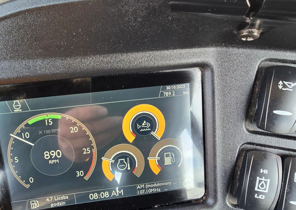 JCB - Backhoe loader: picture 3 JCB - Backhoe loader: picture 3