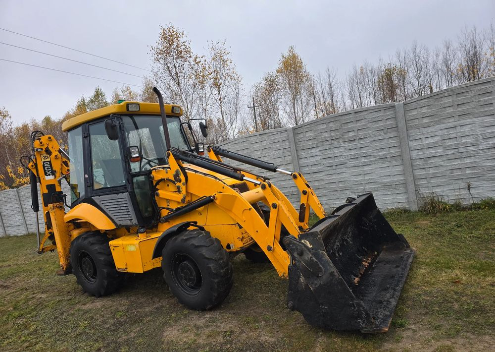 JCB - Backhoe loader: picture 2 JCB - Backhoe loader: picture 2