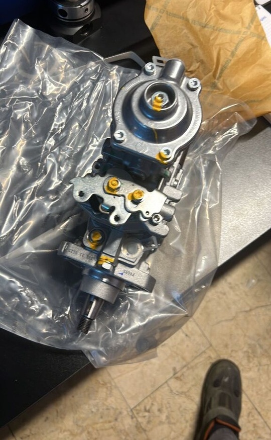 Bosch 2023 12.163 MAN 0460424150   Bosch Man - Fuel pump for Truck: picture 4 Bosch 2023 12.163 MAN 0460424150   Bosch Man - Fuel pump for Truck: picture 4