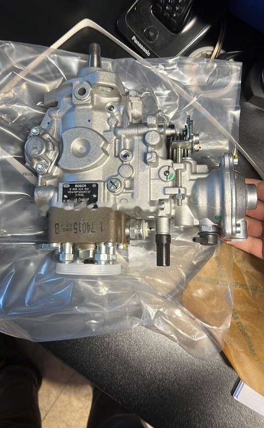 Bosch 2023 12.163 MAN 0460424150   Bosch Man - Fuel pump for Truck: picture 3 Bosch 2023 12.163 MAN 0460424150   Bosch Man - Fuel pump for Truck: picture 3